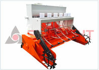 Il trattore agricolo di Commerical implementa lo spalmatore del fertilizzante montato trattore fornitore